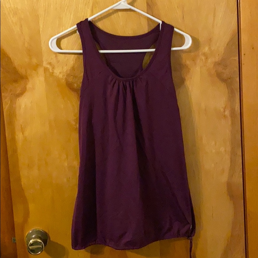 Drawstring bottom workout tank top